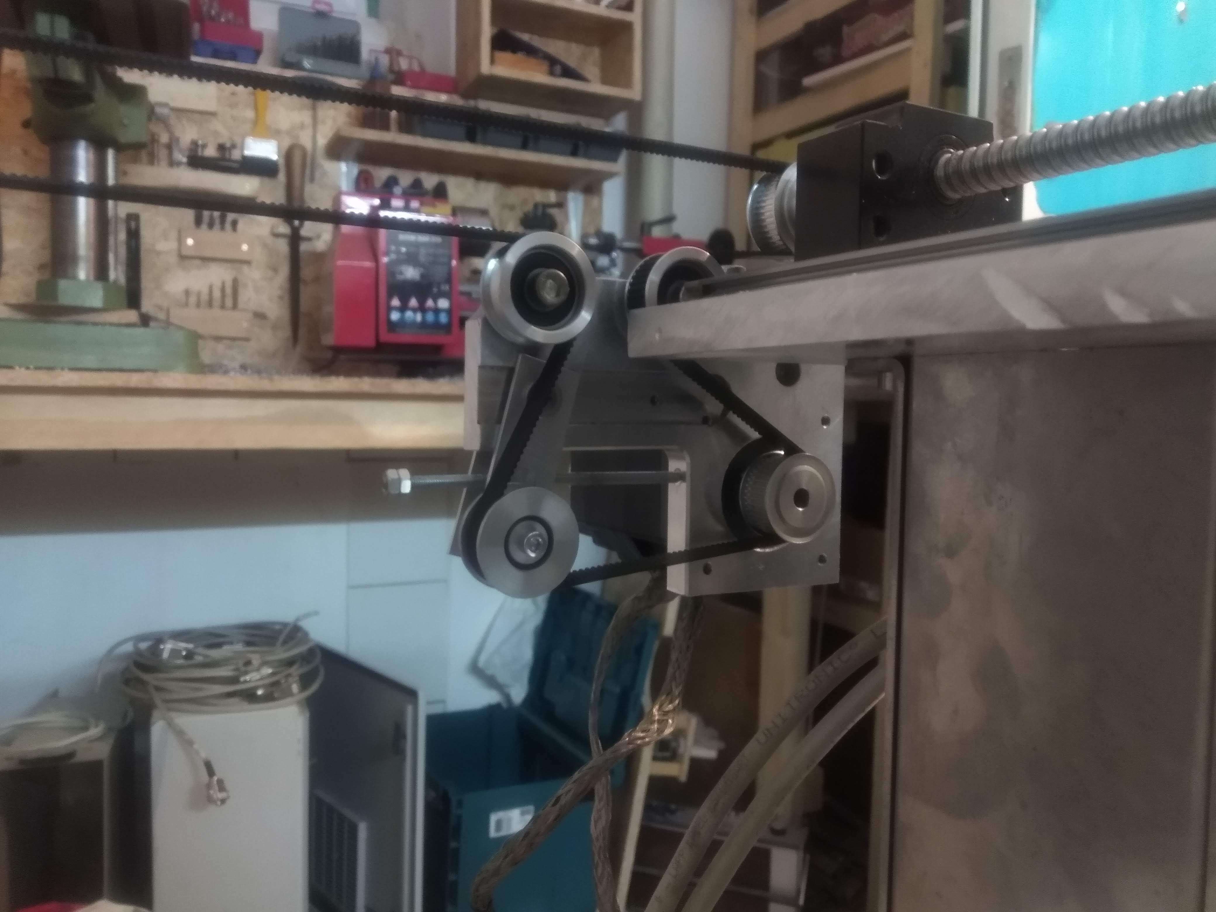 Belt tensioning mechanism.